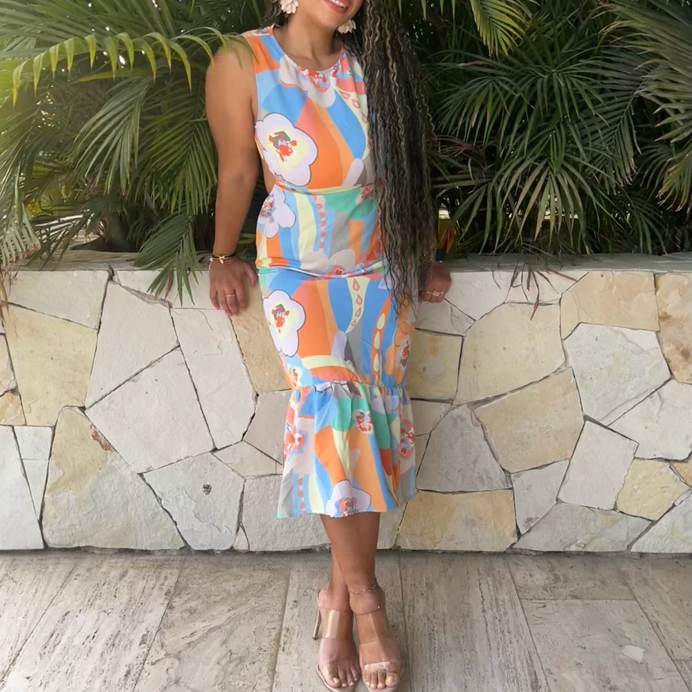 ASTR The Label Blue and Orange Ruffled Midi Dress